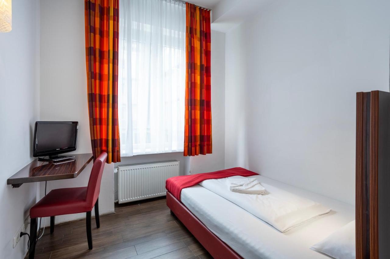 Jaeger'S Munich Hostel Exterior photo
